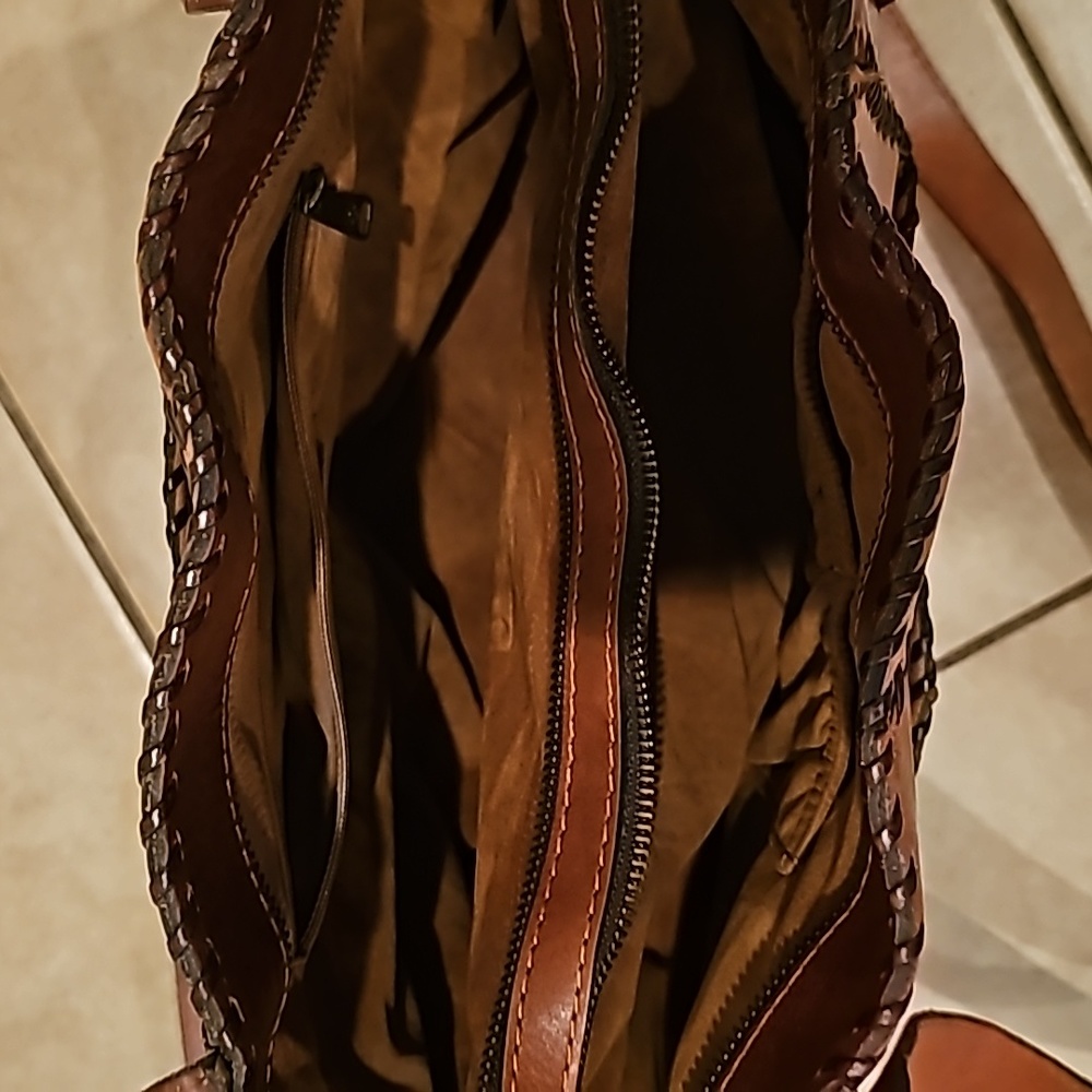 Patricia Nash leather purse - Picture 12 of 13